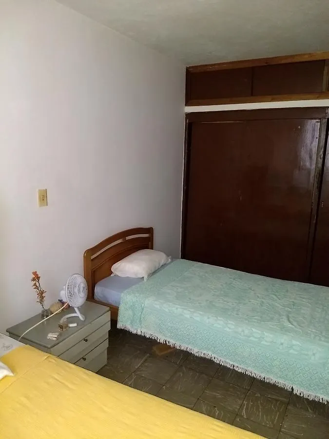 Apartamento Alcobas cerca al Éxito San Fernando Cali 0*,  Colombia